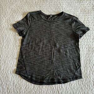 🍋LULULEMON T-SHIRT🍋